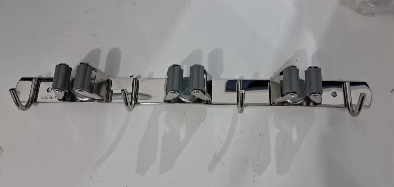 Suporte De Metal Multiuso Com Ganchos parafuso